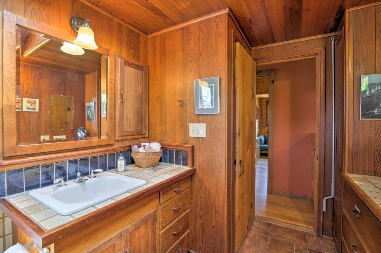 Hillside Home With Deck And Views Of Tomales Bay! Inverness Ngoại thất bức ảnh